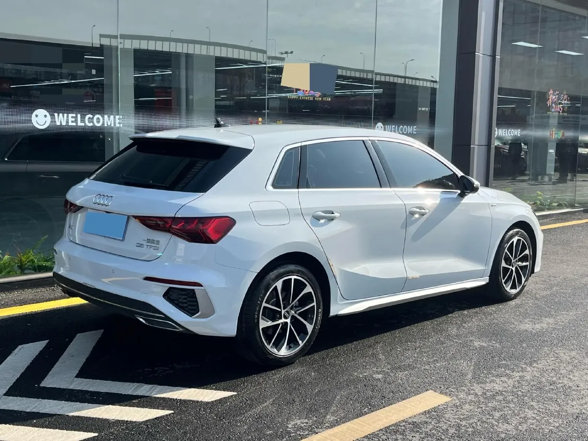 2022 Audi A3 1.4T 150HP L4 7DCT,autocango,china used car exporter,china ev exporter,chinese used car exporter,chinese used ev exporter
