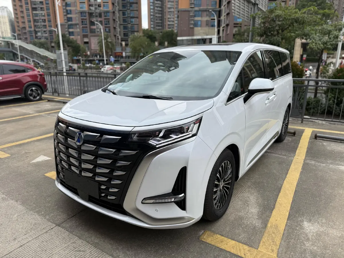 2024 Denza D9 1.5T 139HP L4 E-CVT PHEV 40KWH,autocango,china used car exporter,china ev exporter,chinese used car exporter,chinese used ev exporter