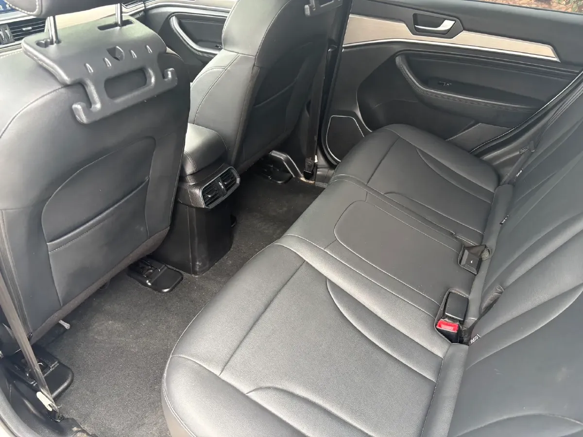 2019 Haval H6 1.5T 150HP L4 7DCT,autocango,china used car exporter,china ev exporter,chinese used car exporter,chinese used ev exporter