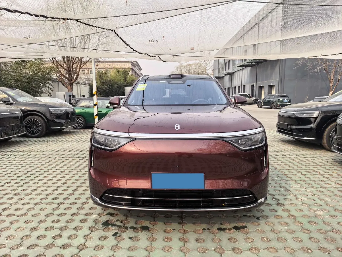 2025 AITO AITO M8 REEV 160HP REEV 53.4KWH,autocango,china used car exporter,china ev exporter,chinese used car exporter,chinese used ev exporter