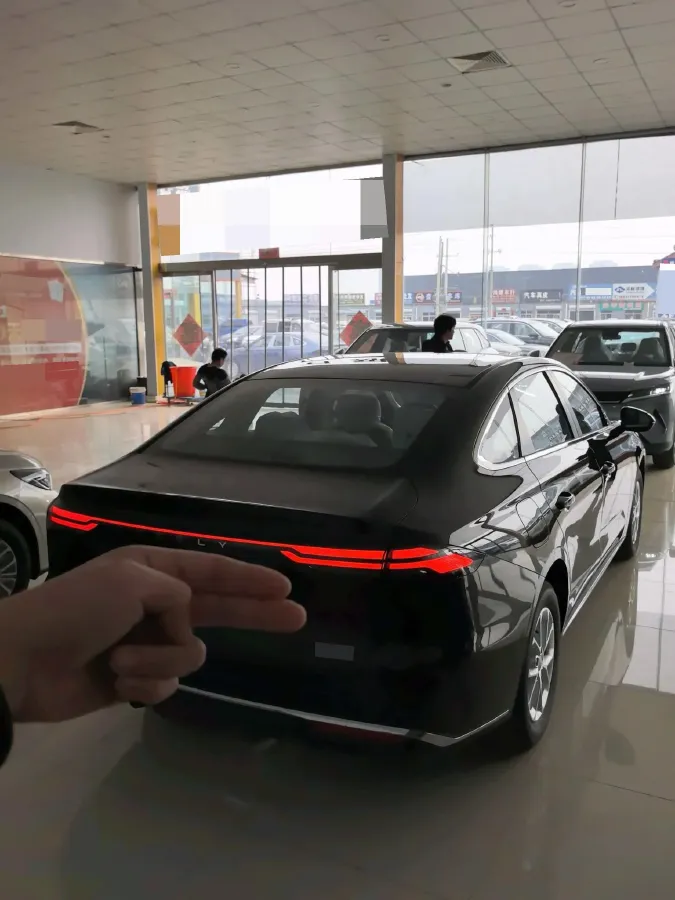 2025 Geely Galaxy L6 1.5L 112HP L4 1DHT PHEV 8.5KWH,autocango,china used car exporter,china ev exporter,chinese used car exporter,chinese used ev exporter