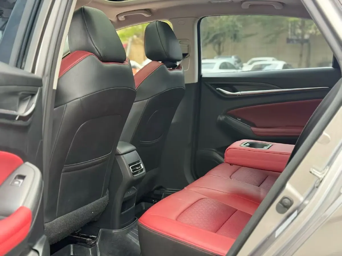 2020 ChangAn Eado 1.4T 158HP L4 7DCT,autocango,china used car exporter,china ev exporter,chinese used car exporter,chinese used ev exporter