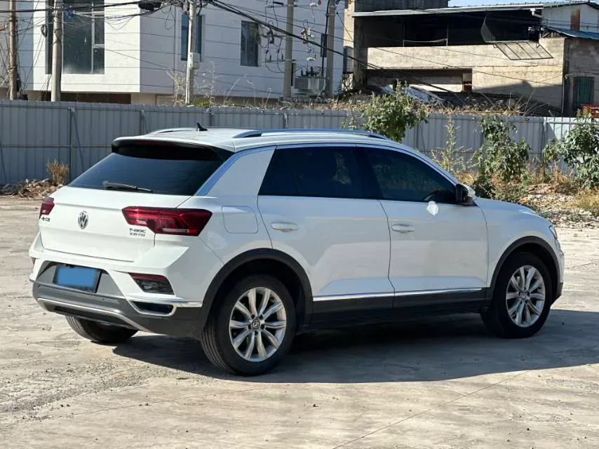 2019 Volkswagen T-Roc 1.4T 131HP L4 7DCT,autocango,china used car exporter,china ev exporter,chinese used car exporter,chinese used ev exporter