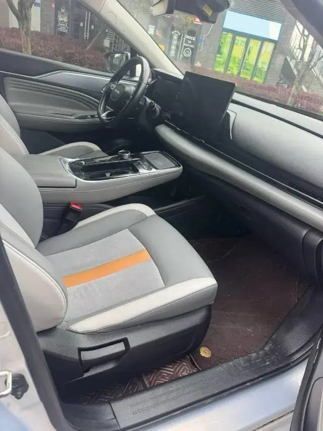 2022 ChangAn Oshan Z6 1.5T 170HP L4 6TCT PHEV 28.4KWH,autocango,china used car exporter,china ev exporter,chinese used car exporter,chinese used ev exporter