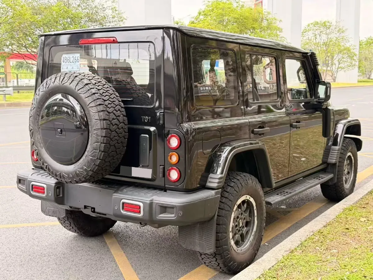 2025 212 212 T01 2.0T 252HP L4 8AT,autocango,china used car exporter,china ev exporter,chinese used car exporter,chinese used ev exporter