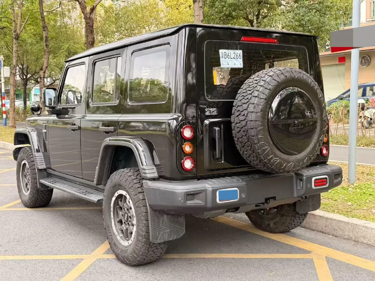 2025 212 212 T01 2.0T 252HP L4 8AT,autocango,china used car exporter,china ev exporter,chinese used car exporter,chinese used ev exporter