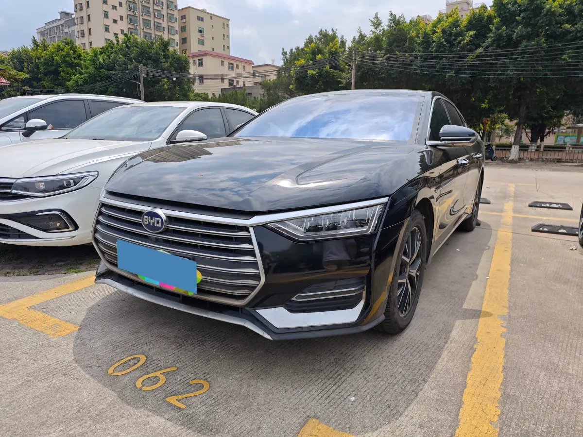 2022 BYD e9 BEV 63.36KWH,autocango,china used car exporter,china ev exporter,chinese used car exporter,chinese used ev exporter