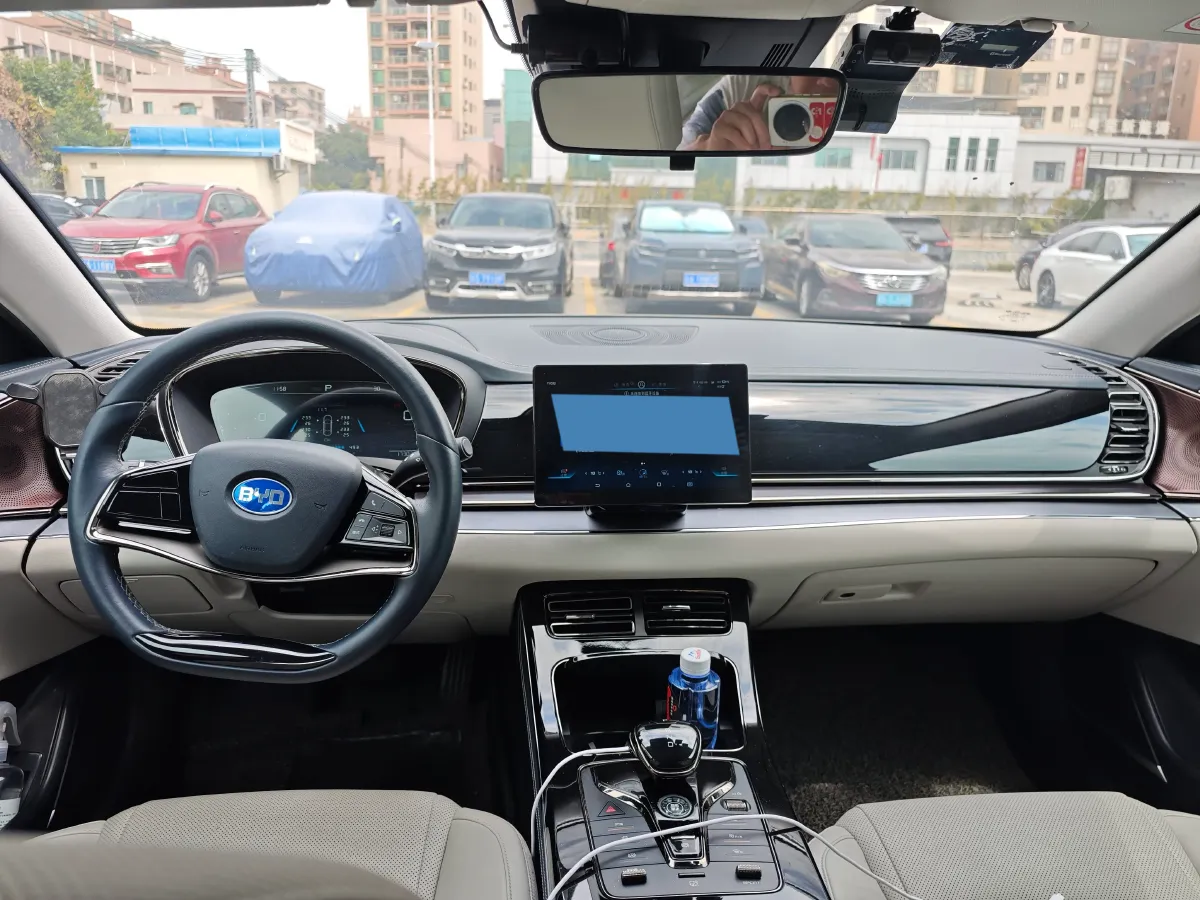 2022 BYD e9 BEV 63.36KWH,autocango,china used car exporter,china ev exporter,chinese used car exporter,chinese used ev exporter