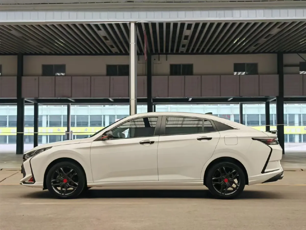 2021 DongFeng Aeolus YiXuan 1.5T 150HP L4 6DCT,autocango,china used car exporter,china ev exporter,chinese used car exporter,chinese used ev exporter