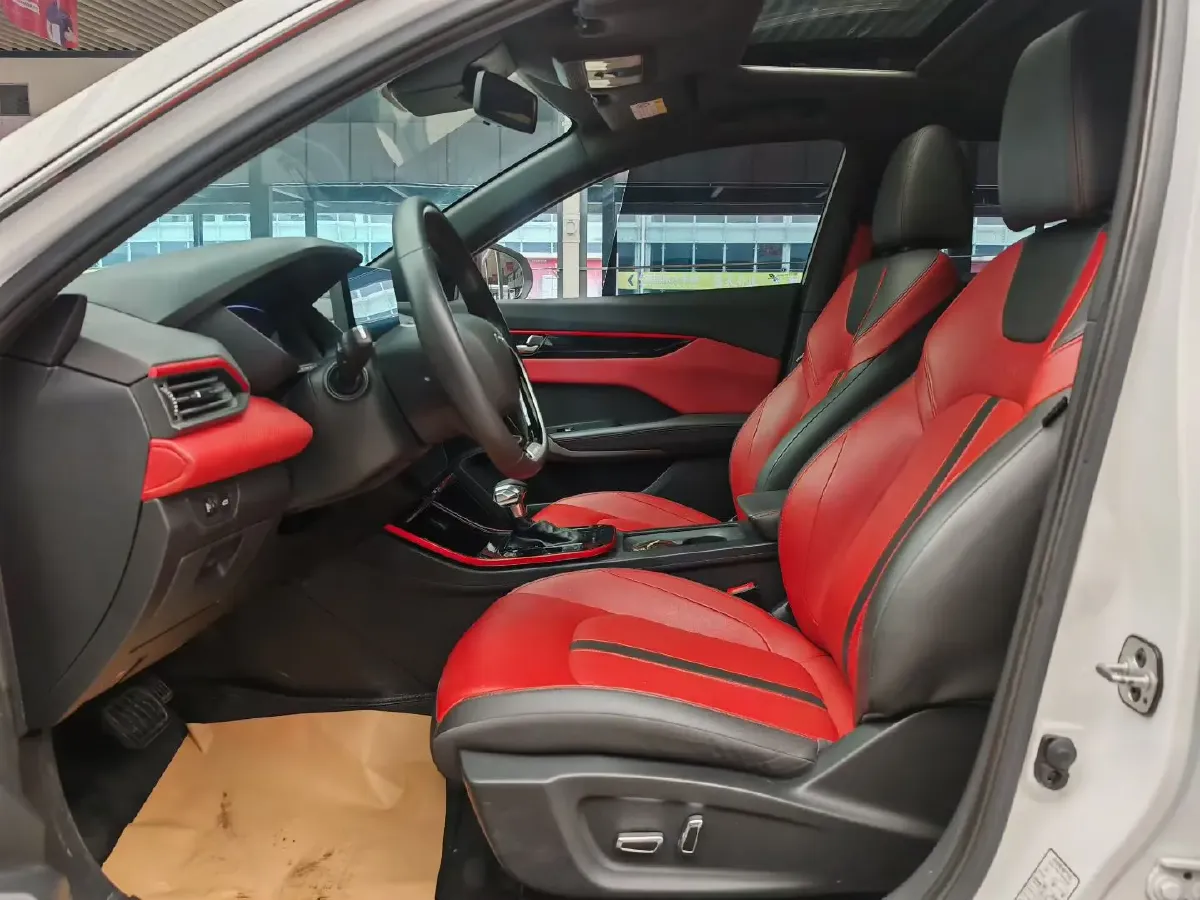 2021 DongFeng Aeolus YiXuan 1.5T 150HP L4 6DCT,autocango,china used car exporter,china ev exporter,chinese used car exporter,chinese used ev exporter