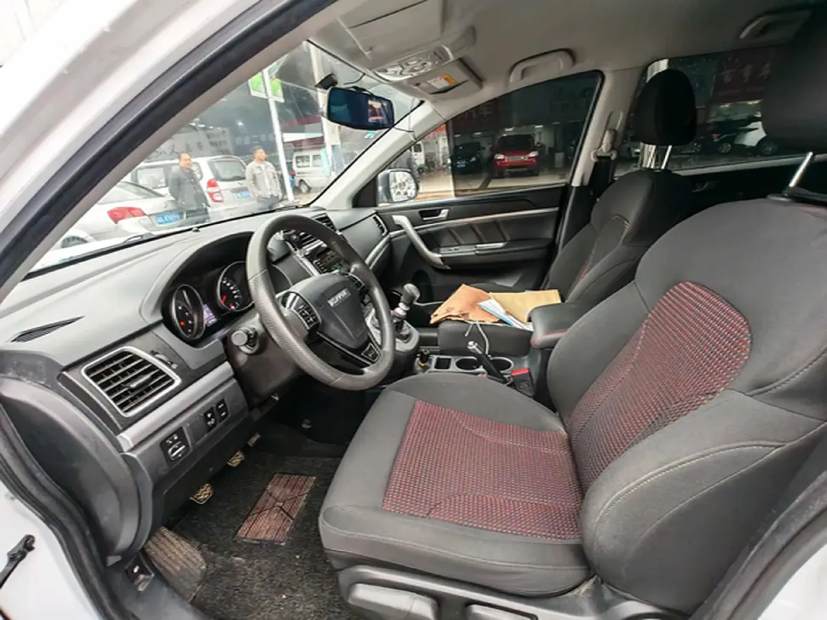 2019 Haval M6 1.5T 150HP L4 6MT,autocango,china used car exporter,china ev exporter,chinese used car exporter,chinese used ev exporter