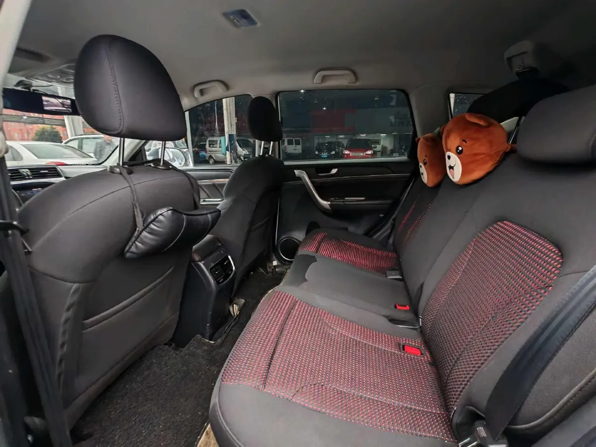 2019 Haval M6 1.5T 150HP L4 6MT,autocango,china used car exporter,china ev exporter,chinese used car exporter,chinese used ev exporter