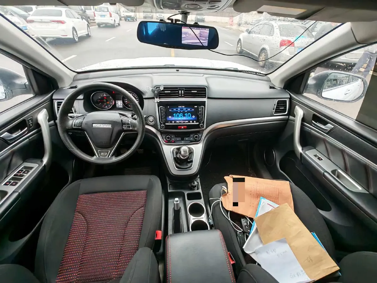 2019 Haval M6 1.5T 150HP L4 6MT,autocango,china used car exporter,china ev exporter,chinese used car exporter,chinese used ev exporter