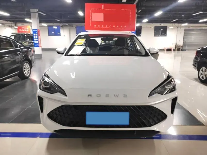 2023 Roewe i5 1.5L 129HP L4 5MT,autocango,china used car exporter,china ev exporter,chinese used car exporter,chinese used ev exporter