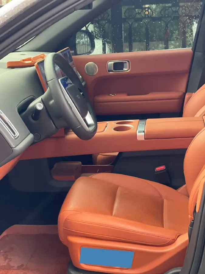 2024 Li L6 Range Extended 154HP L4 REEV 36.8KWH,autocango,china used car exporter,china ev exporter,chinese used car exporter,chinese used ev exporter