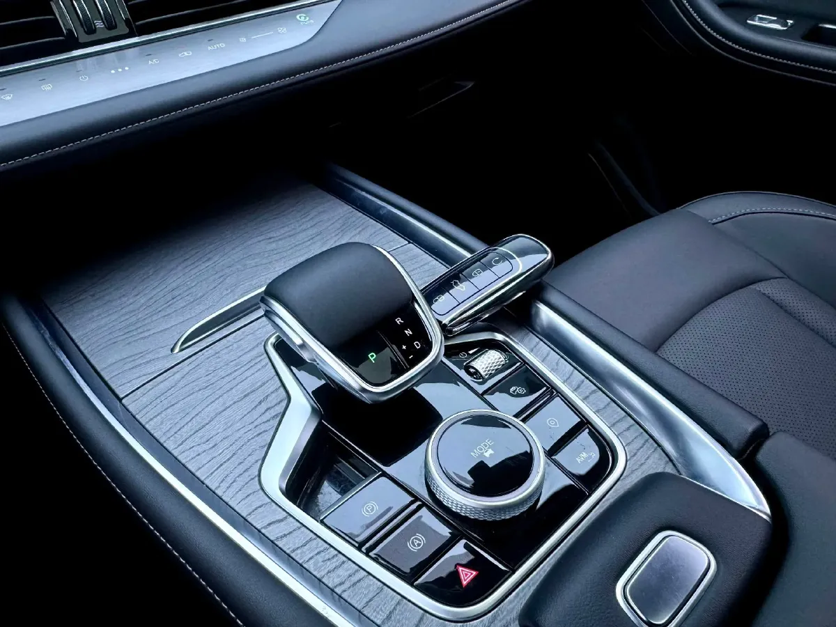 2022 Chery Tiggo 8 PRO 1.6T 197HP L4 7DCT,autocango,china used car exporter,china ev exporter,chinese used car exporter,chinese used ev exporter