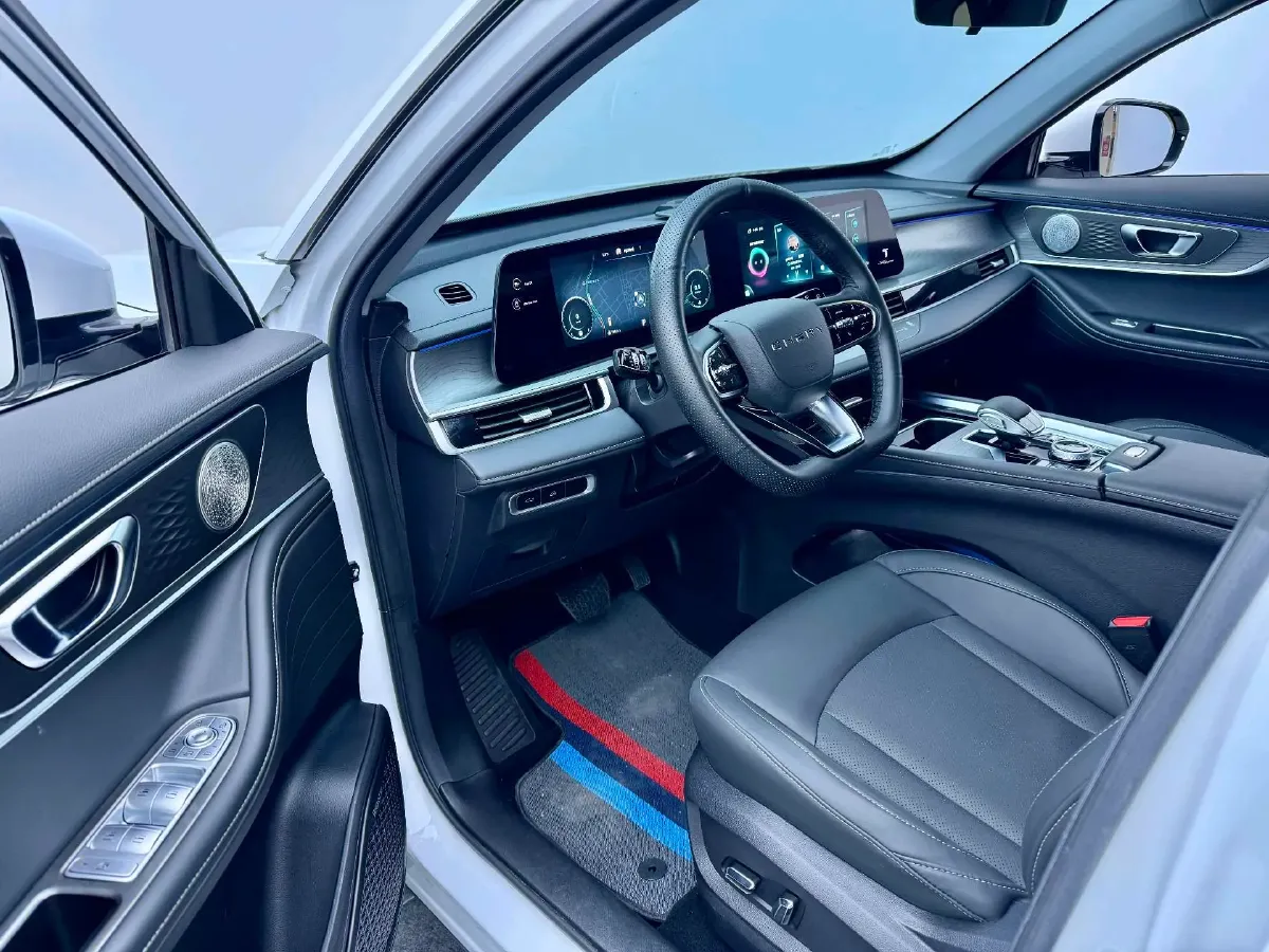 2022 Chery Tiggo 8 PRO 1.6T 197HP L4 7DCT,autocango,china used car exporter,china ev exporter,chinese used car exporter,chinese used ev exporter