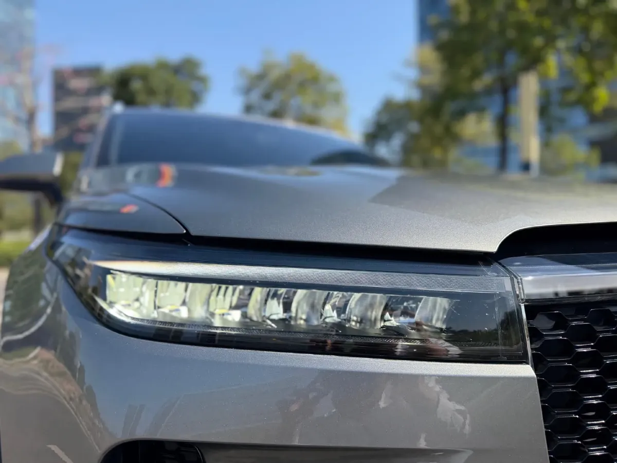 2020 Li ONE Range Extended 131HP REEV 40.5KWH,autocango,china used car exporter,china ev exporter,chinese used car exporter,chinese used ev exporter