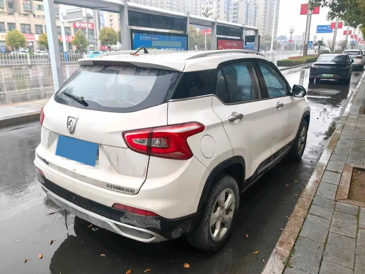 2017 BaoJun 310W 1.5L 105HP L4 6MT,autocango,china used car exporter,china ev exporter,chinese used car exporter,chinese used ev exporter