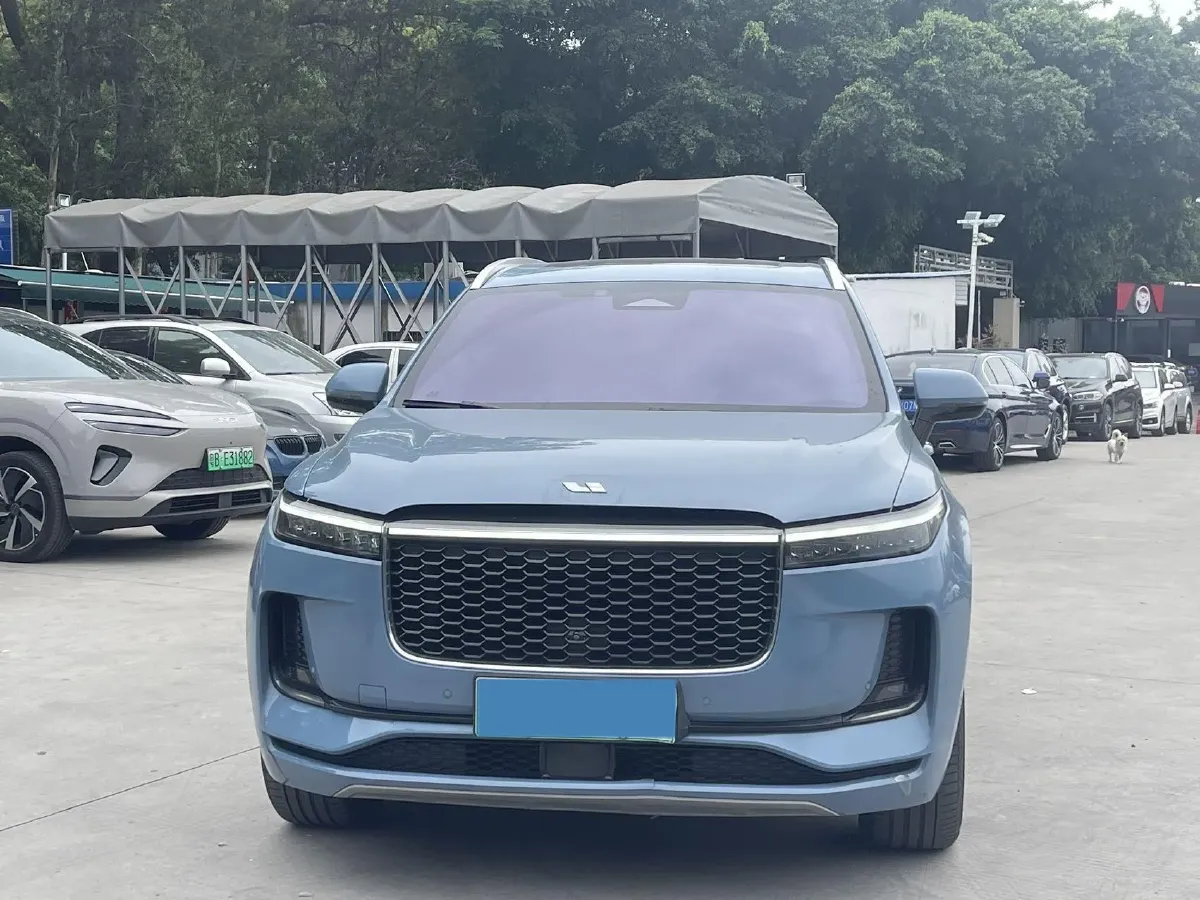 2021 Li ONE Range Extended 131HP REEV 40.5KWH,autocango,china used car exporter,china ev exporter,chinese used car exporter,chinese used ev exporter
