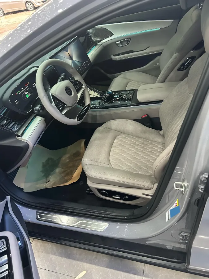 2025 BYD Han 1.5T 156HP L4 E-CVT PHEV,autocango,china used car exporter,china ev exporter,chinese used car exporter,chinese used ev exporter