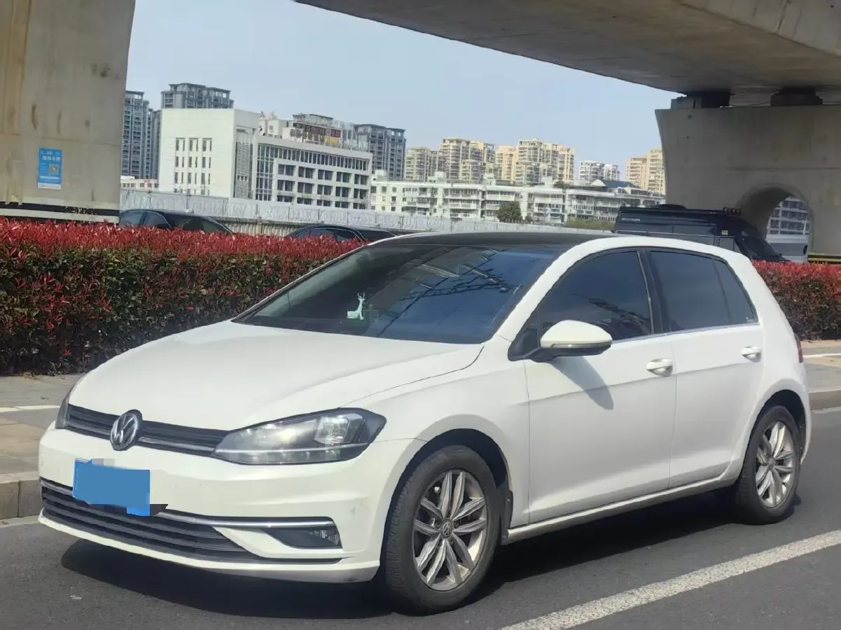 2019 Brilliance Auto V7 1.8T 231HP L4 7DCT,autocango,china used car exporter,china ev exporter,chinese used car exporter,chinese used ev exporter