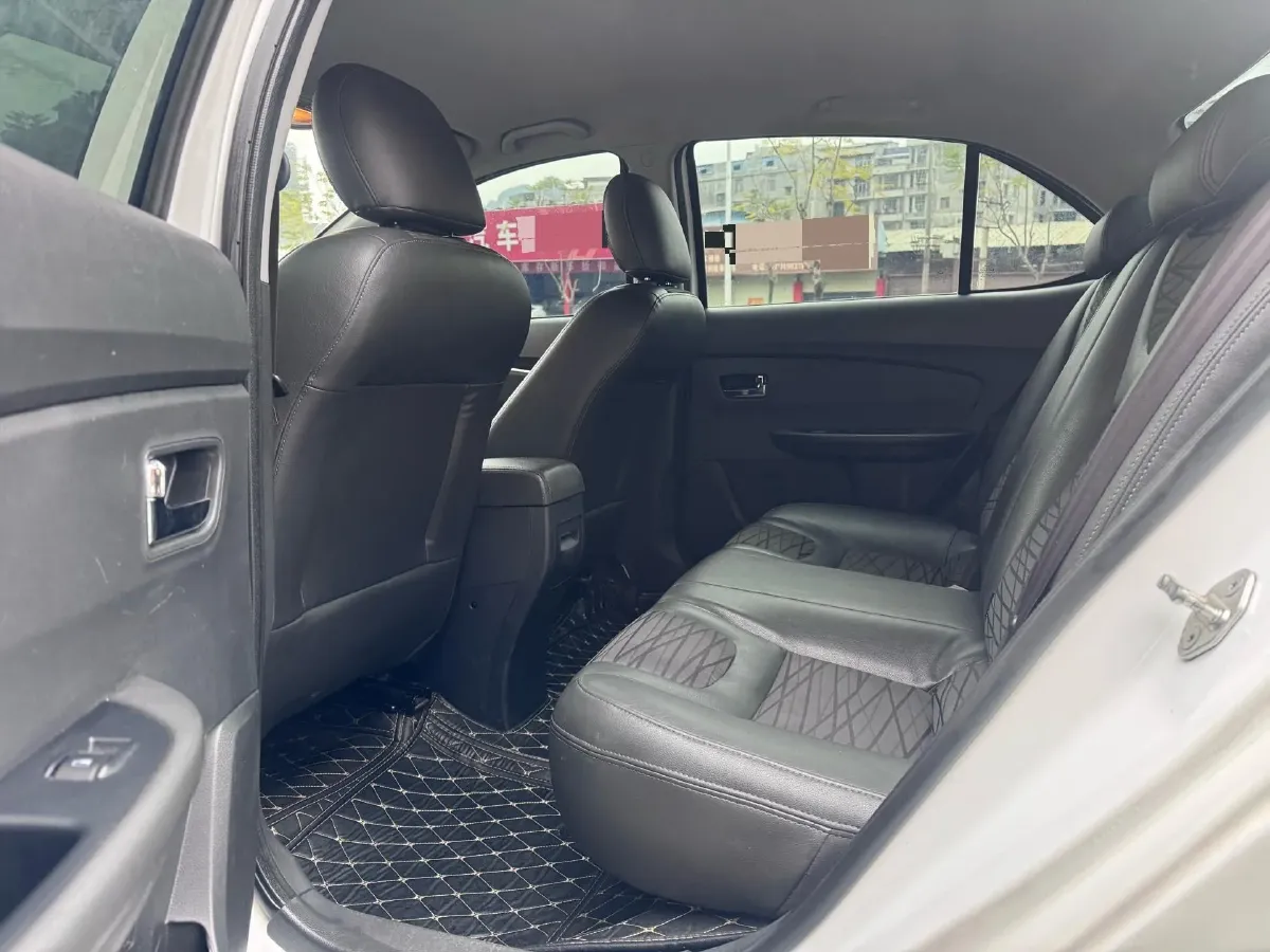 2018 KaiYi E3 1.5L 109HP L4 5MT,autocango,china used car exporter,china ev exporter,chinese used car exporter,chinese used ev exporter