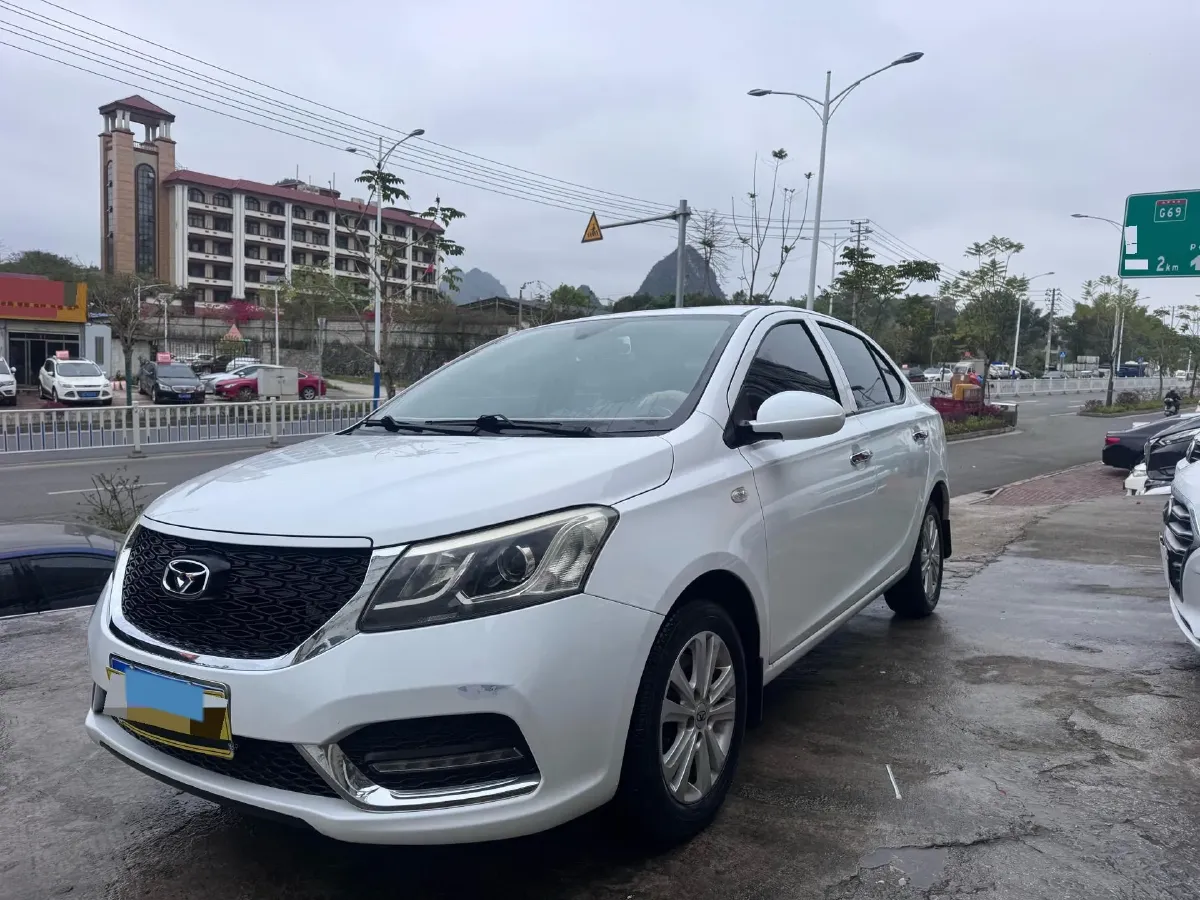 2018 KaiYi E3 1.5L 109HP L4 5MT,autocango,china used car exporter,china ev exporter,chinese used car exporter,chinese used ev exporter
