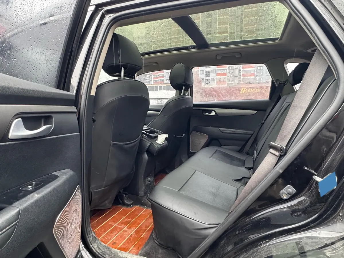 2018 Kia Sportage R 2.0L 160HP L4 6AT,autocango,china used car exporter,china ev exporter,chinese used car exporter,chinese used ev exporter