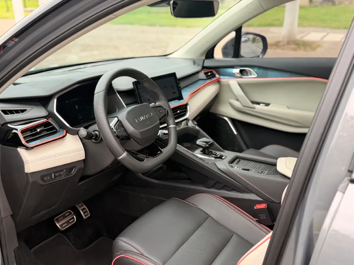 2020 LYNK&CO 06 1.5T 177HP L3 7DCT,autocango,china used car exporter,china ev exporter,chinese used car exporter,chinese used ev exporter