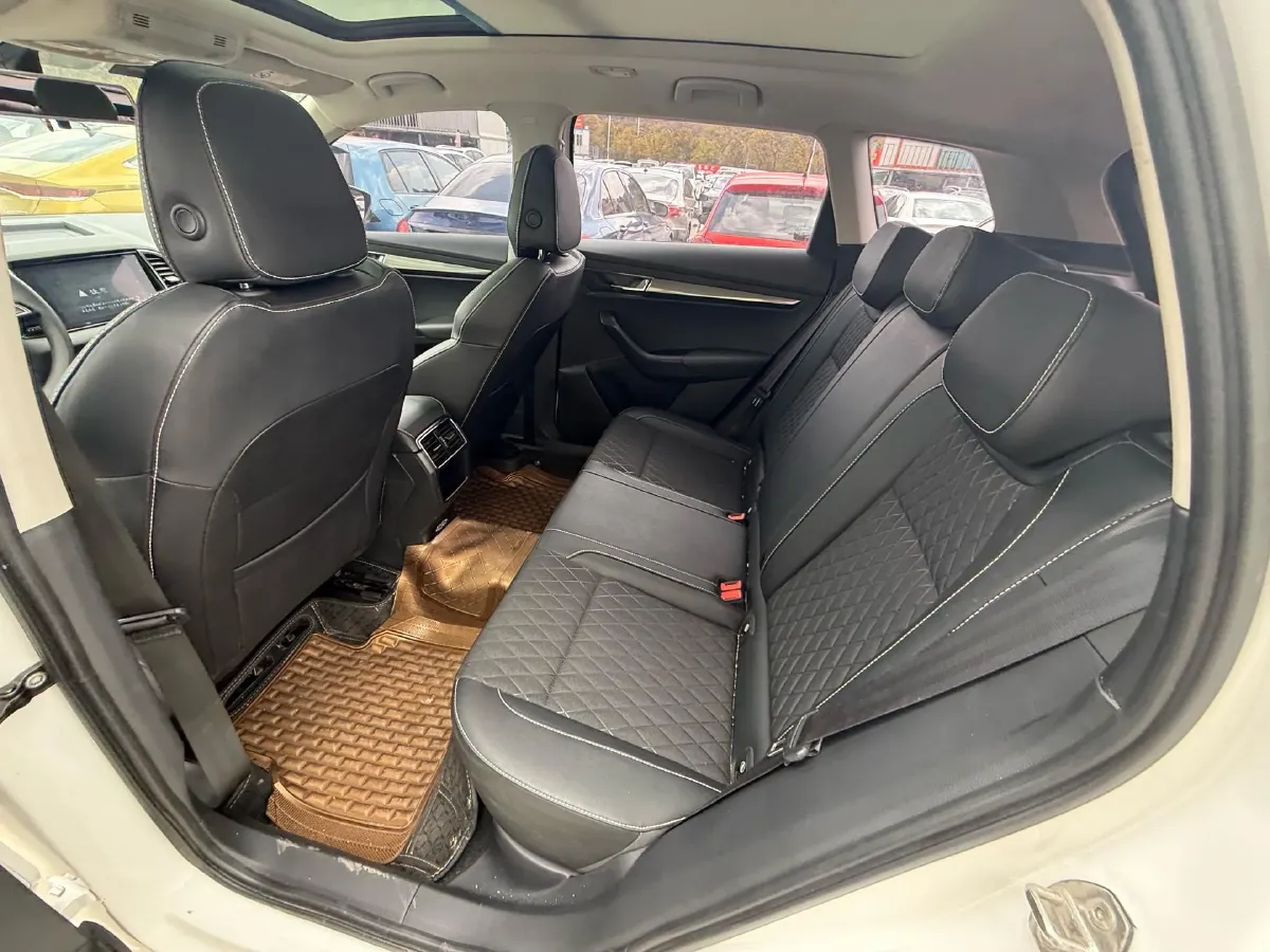 2019 Skoda Octavia 1.4T 150HP L4 7DCT,autocango,china used car exporter,china ev exporter,chinese used car exporter,chinese used ev exporter