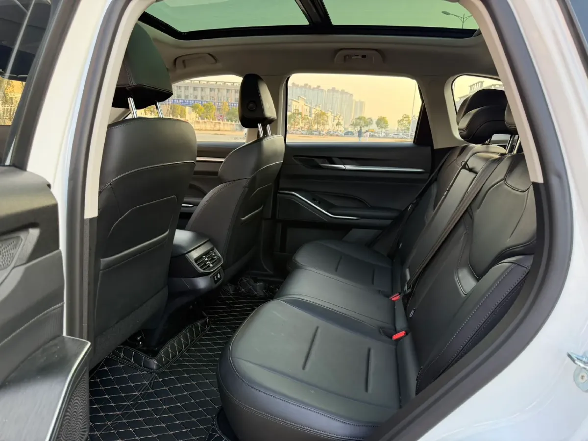 2024 Haval H6 1.5T 184HP L4 7DCT,autocango,china used car exporter,china ev exporter,chinese used car exporter,chinese used ev exporter