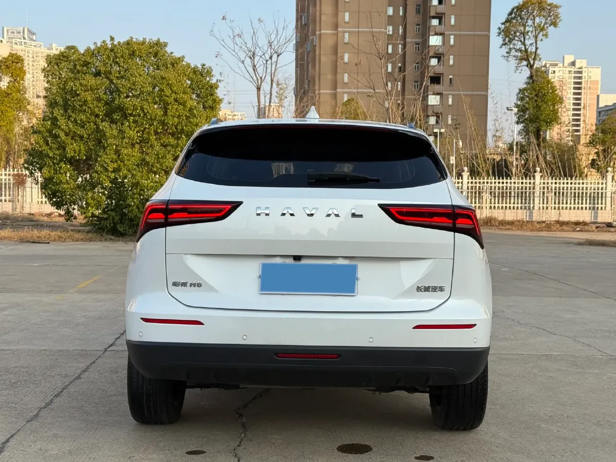 2024 Haval H6 1.5T 184HP L4 7DCT,autocango,china used car exporter,china ev exporter,chinese used car exporter,chinese used ev exporter