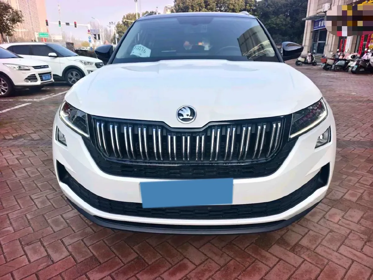 2022 Skoda Kodiak GT 2.0T 186HP L4 7DCT,autocango,china used car exporter,china ev exporter,chinese used car exporter,chinese used ev exporter