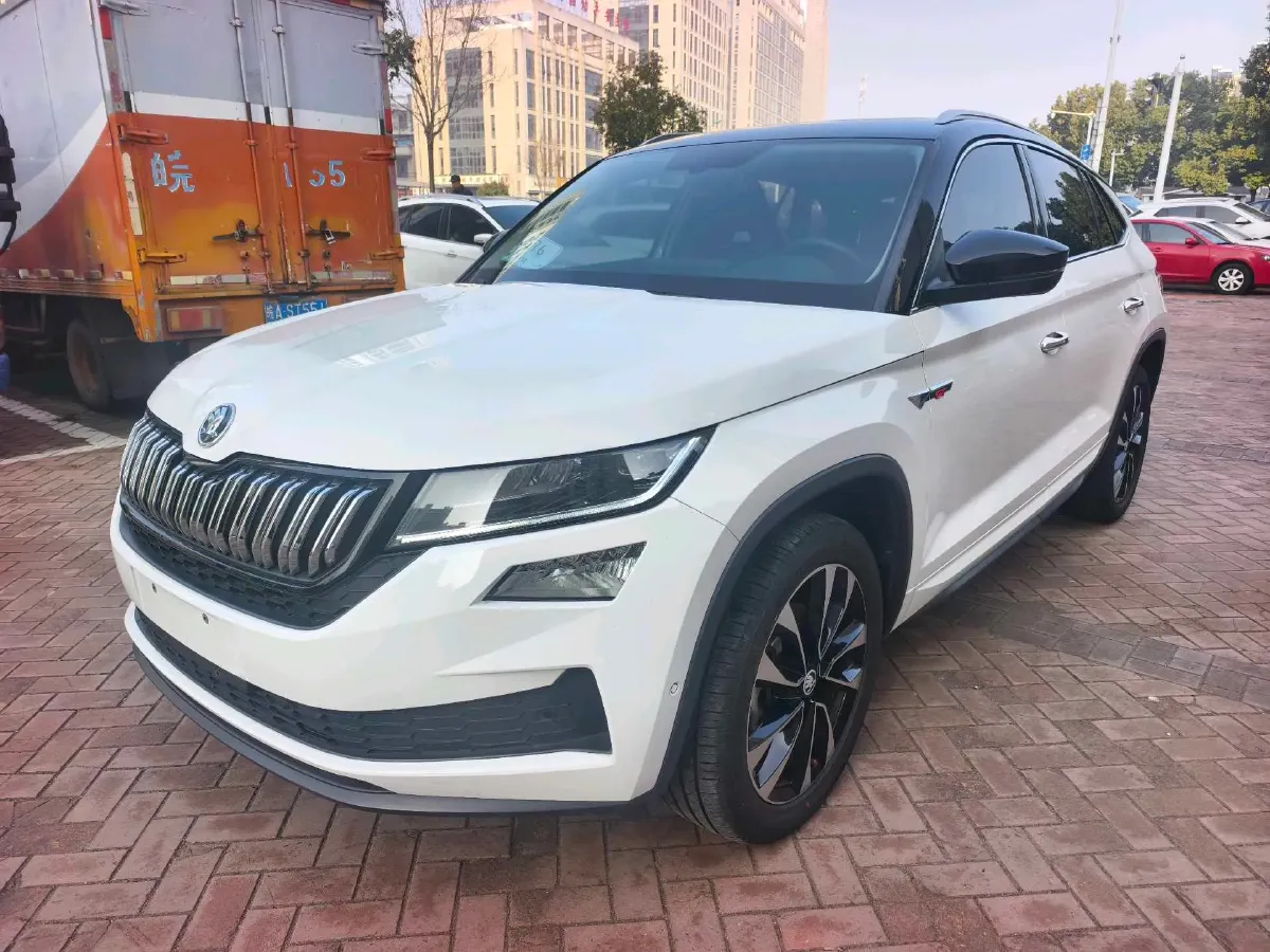 2022 Skoda Kodiak GT 2.0T 186HP L4 7DCT,autocango,china used car exporter,china ev exporter,chinese used car exporter,chinese used ev exporter