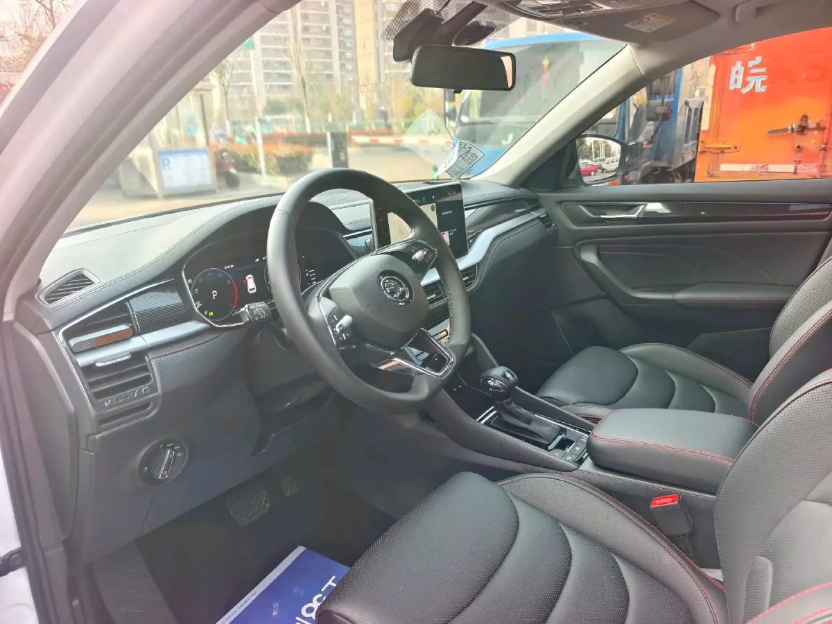 2022 Skoda Kodiak GT 2.0T 186HP L4 7DCT,autocango,china used car exporter,china ev exporter,chinese used car exporter,chinese used ev exporter