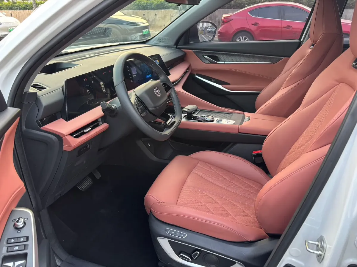 2024 ChangAn CS75 Plus 2.0T 233HP L4 8AT,autocango,china used car exporter,china ev exporter,chinese used car exporter,chinese used ev exporter