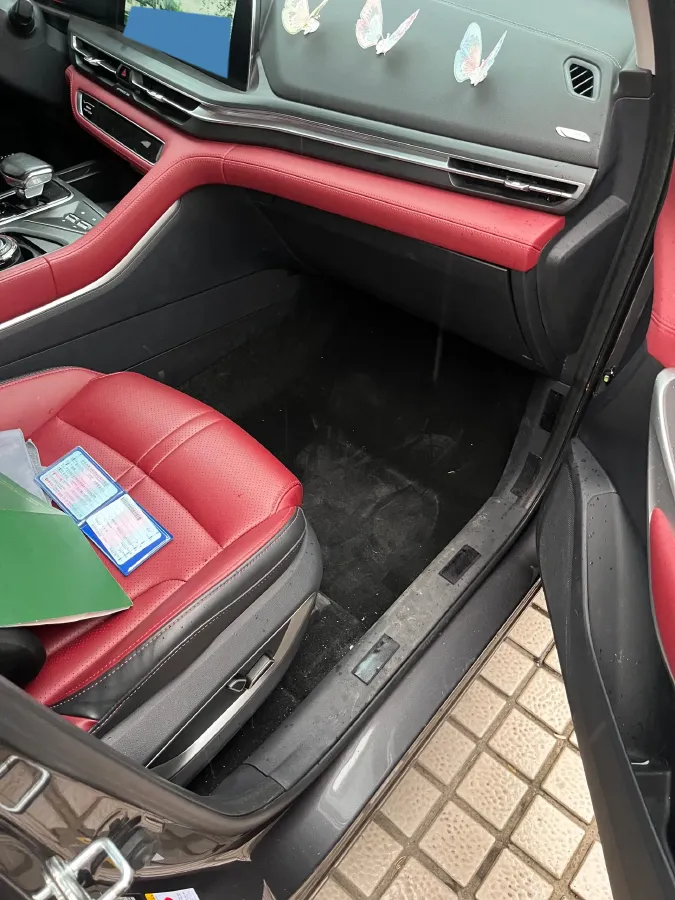 2020 ChangAn CS75 Plus 2.0T 233HP L4 8AT,autocango,china used car exporter,china ev exporter,chinese used car exporter,chinese used ev exporter