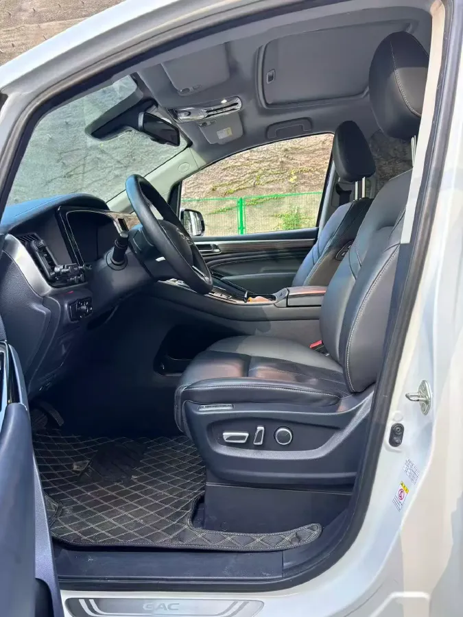 2021 GAC Trumpchi M8 2.0T 252HP L4 8AT,autocango,china used car exporter,china ev exporter,chinese used car exporter,chinese used ev exporter