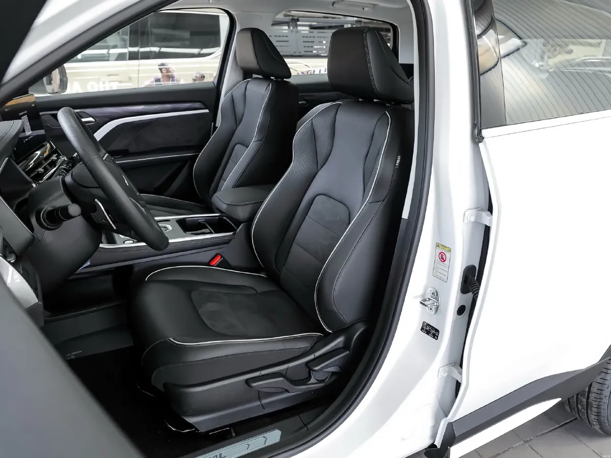 2023 Haval H6 1.5T 150HP L4 7DCT,autocango,china used car exporter,china ev exporter,chinese used car exporter,chinese used ev exporter