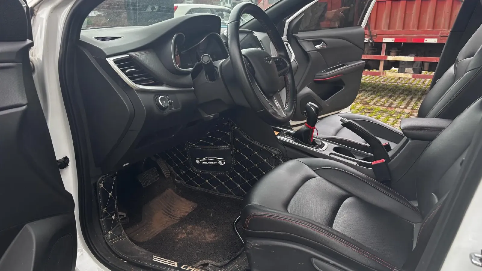 2022 Chevrolet Monza 1.3T 163HP L3 6AT,autocango,china used car exporter,china ev exporter,chinese used car exporter,chinese used ev exporter