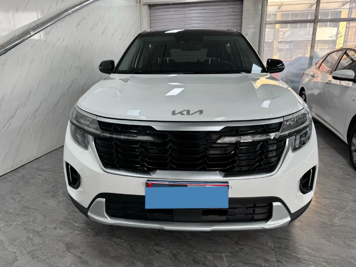 2023 Kia Seltos 1.5L 115HP L4 CVT,autocango,china used car exporter,china ev exporter,chinese used car exporter,chinese used ev exporter