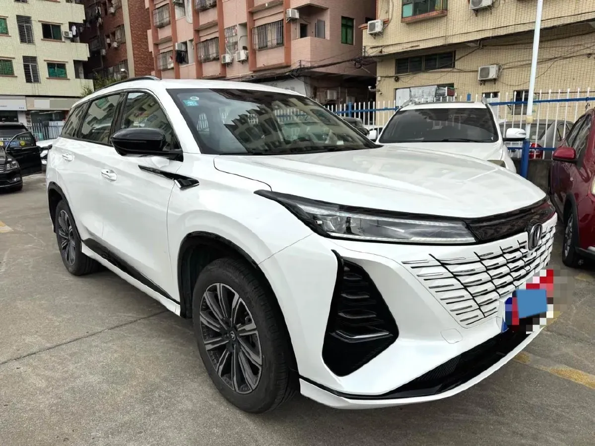 2024 ChangAn CS75 Plus 1.5T 188HP L4 8AT,autocango,china used car exporter,china ev exporter,chinese used car exporter,chinese used ev exporter