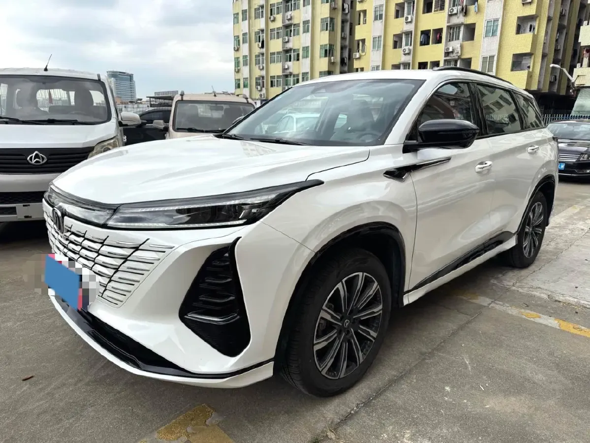 2024 ChangAn CS75 Plus 1.5T 188HP L4 8AT,autocango,china used car exporter,china ev exporter,chinese used car exporter,chinese used ev exporter