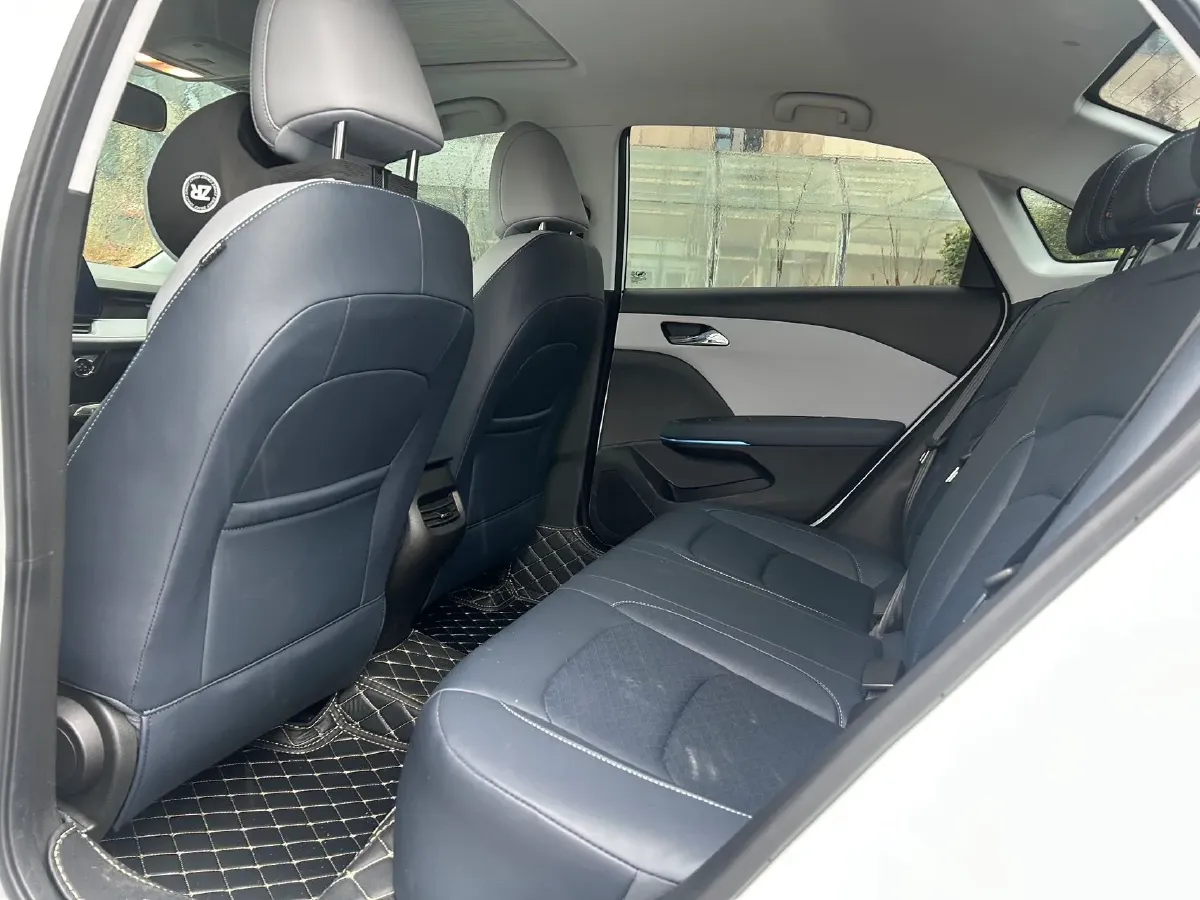 2024 Chevrolet Monza 1.5L 113HP L4 6DCT,autocango,china used car exporter,china ev exporter,chinese used car exporter,chinese used ev exporter