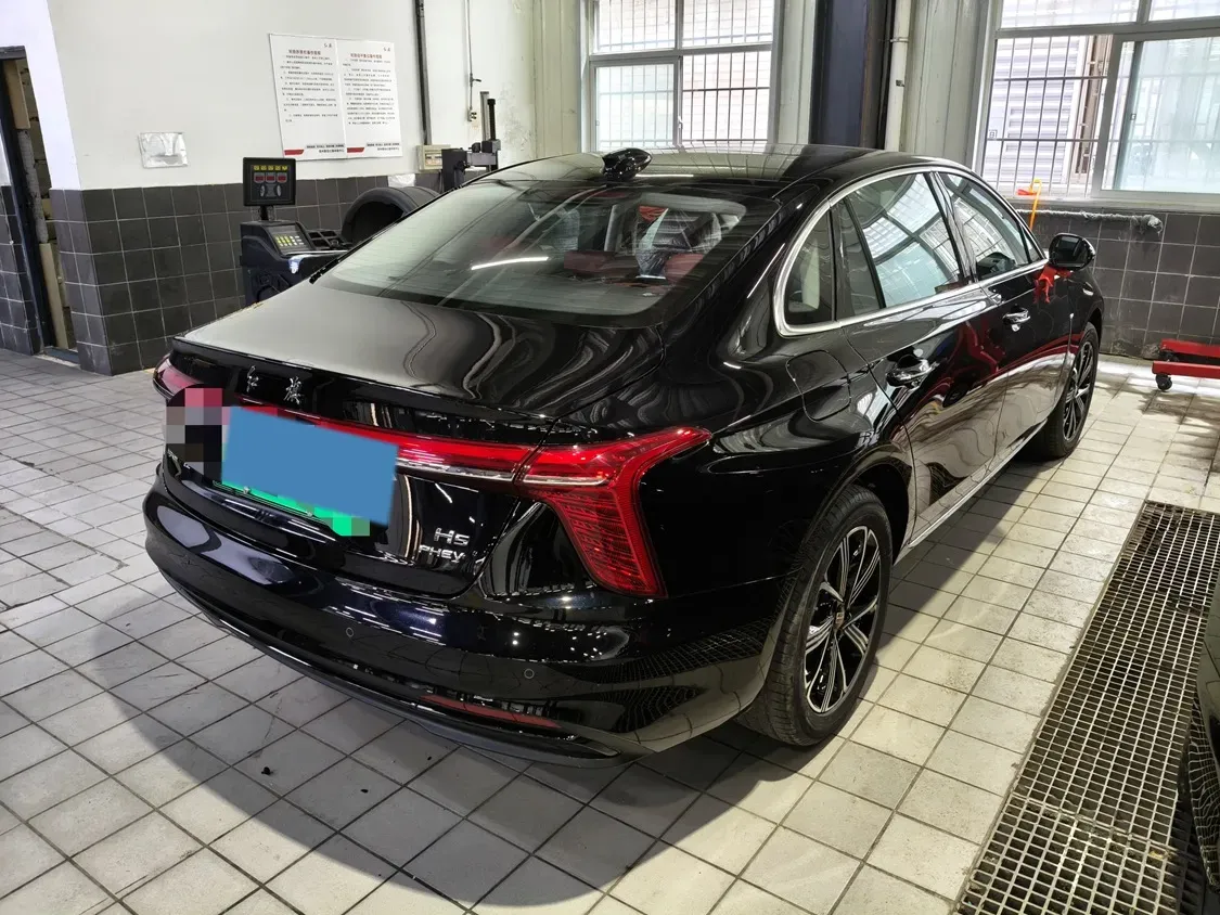 2025 HongQi H5 1.5T 150HP L4 1DHT PHEV,autocango,china used car exporter,china ev exporter,chinese used car exporter,chinese used ev exporter