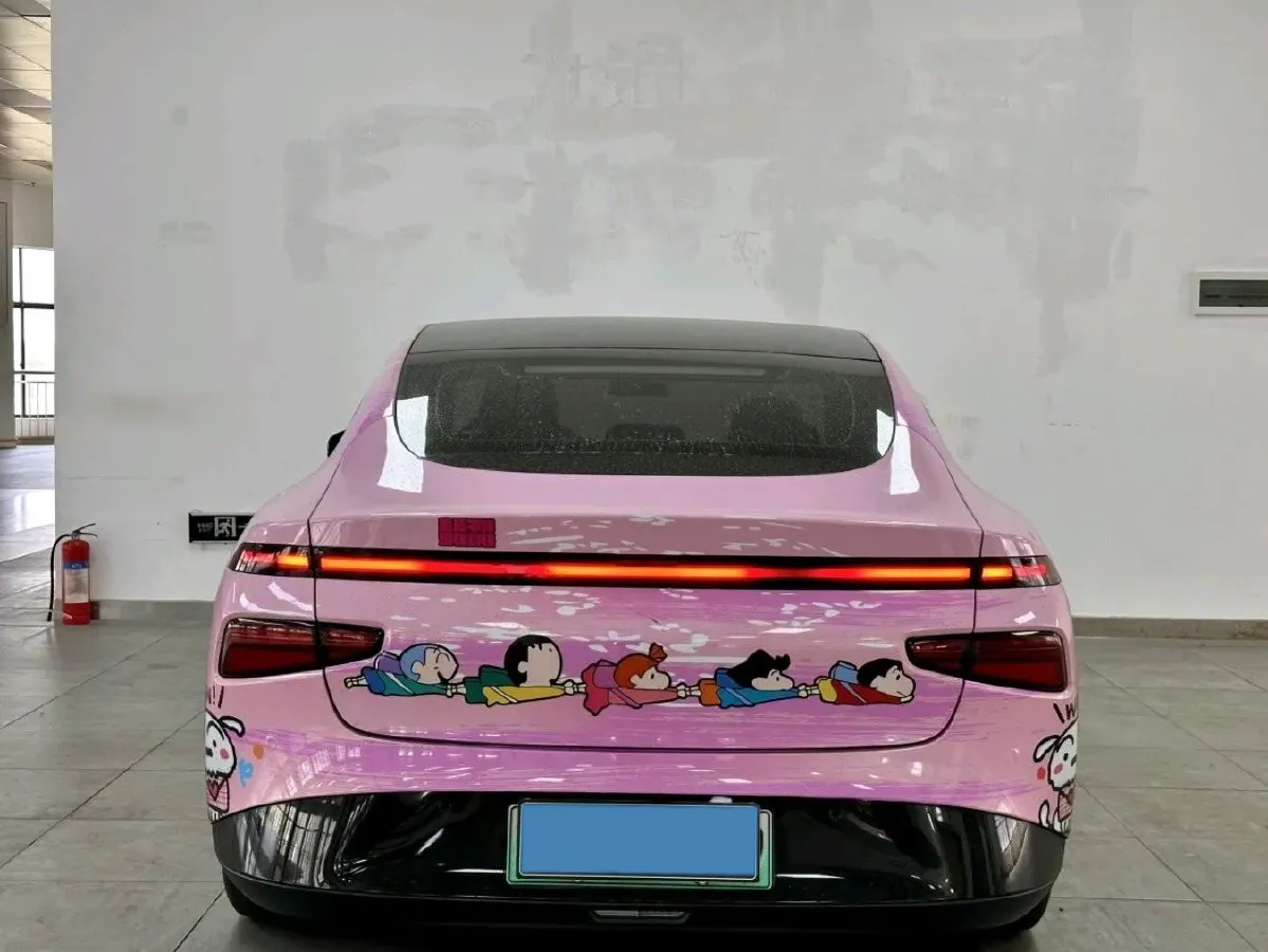 2024 Xpeng P7 BEV 86.2KWH,autocango,china used car exporter,china ev exporter,chinese used car exporter,chinese used ev exporter