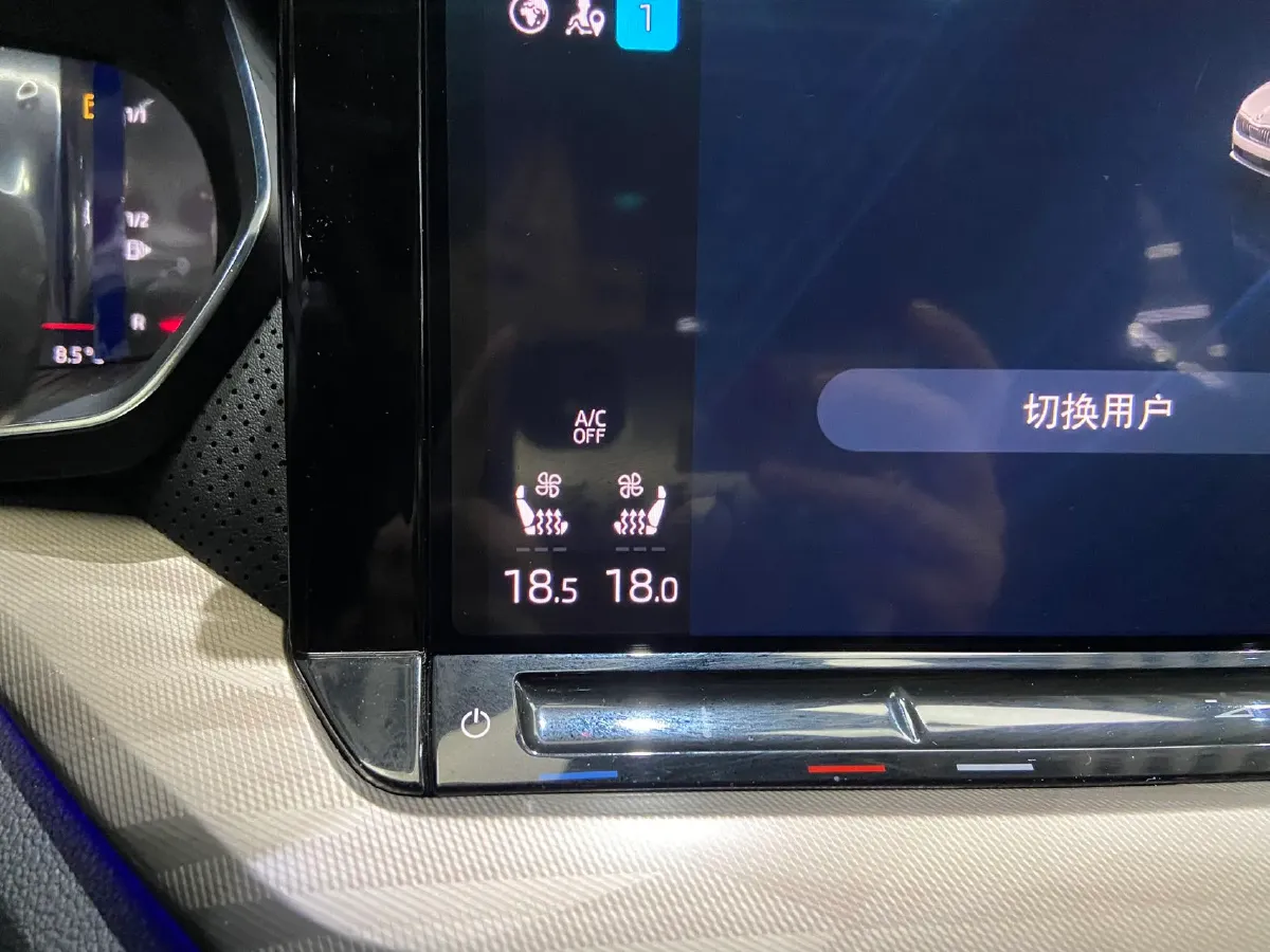 2023 Skoda Octavia 1.4T 150HP L4 7DCT,autocango,china used car exporter,china ev exporter,chinese used car exporter,chinese used ev exporter