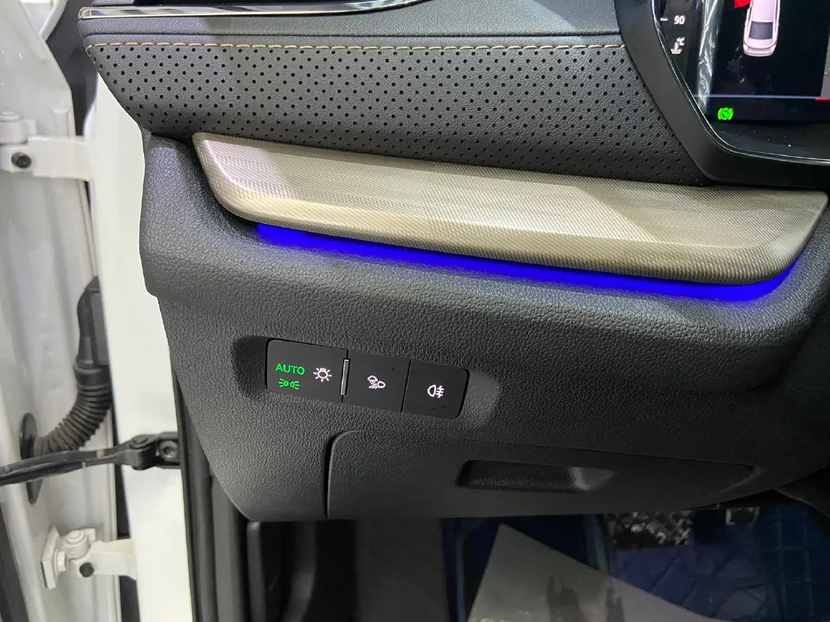 2023 Skoda Octavia 1.4T 150HP L4 7DCT,autocango,china used car exporter,china ev exporter,chinese used car exporter,chinese used ev exporter