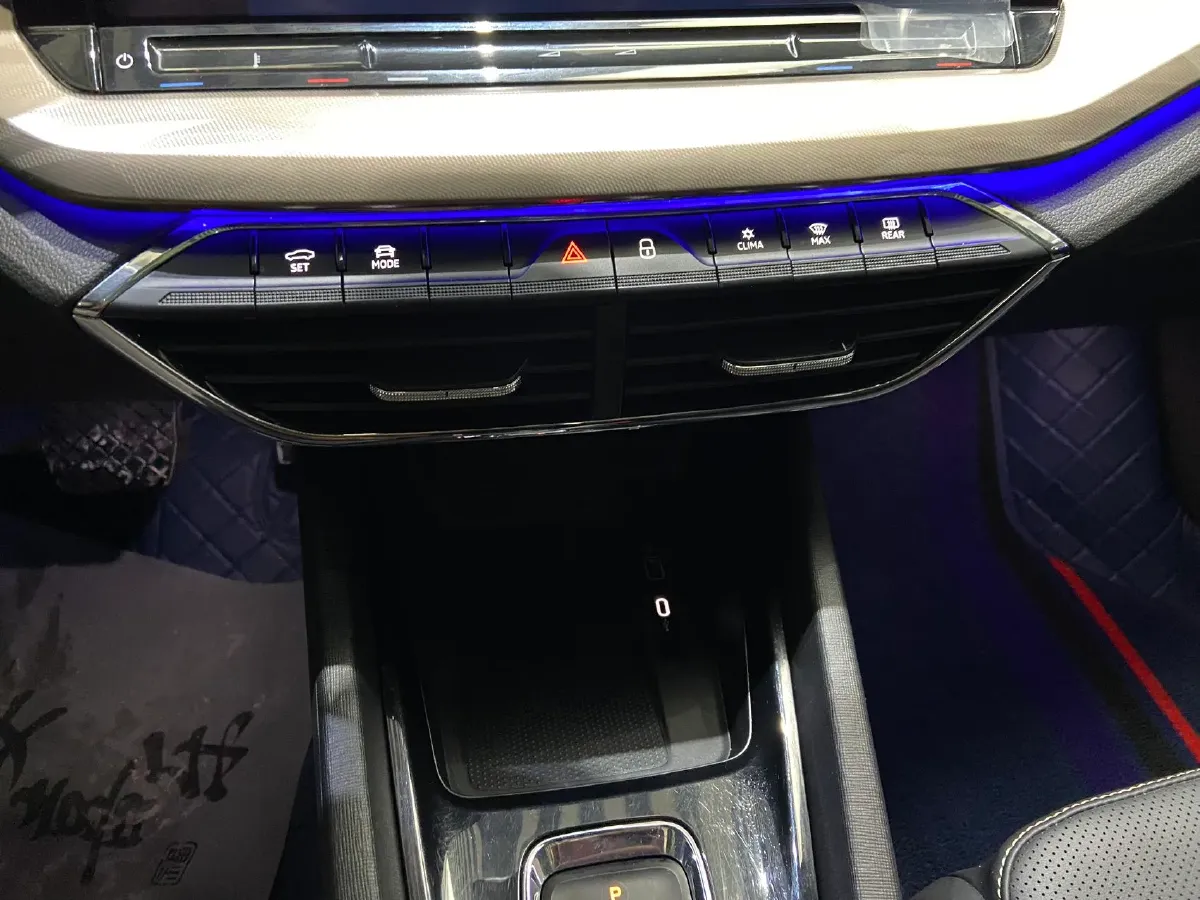 2023 Skoda Octavia 1.4T 150HP L4 7DCT,autocango,china used car exporter,china ev exporter,chinese used car exporter,chinese used ev exporter